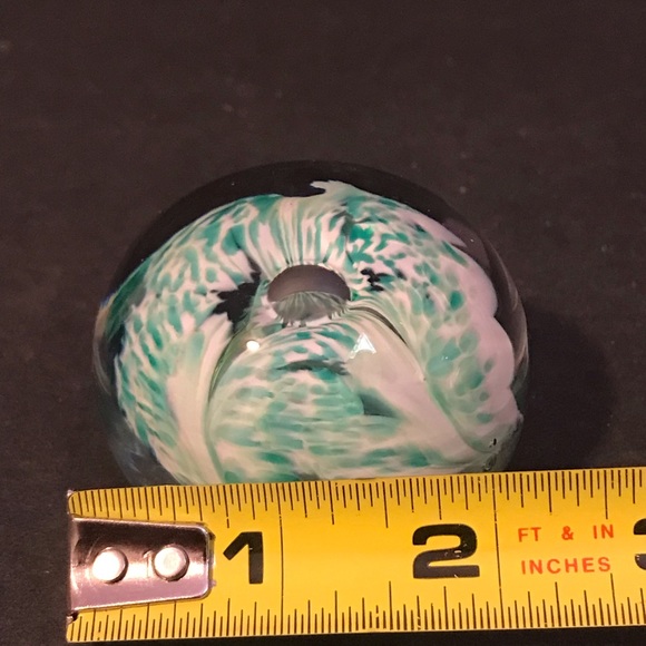 Vintage Jerpoint Ireland Glass Studio Green White  Swirl Tornado Paperweight - Picture 10 of 10